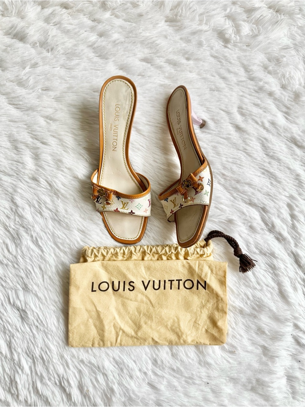 Vintage Louis Vuitton Monogram Kitten Heels - Picture 2 of 8
